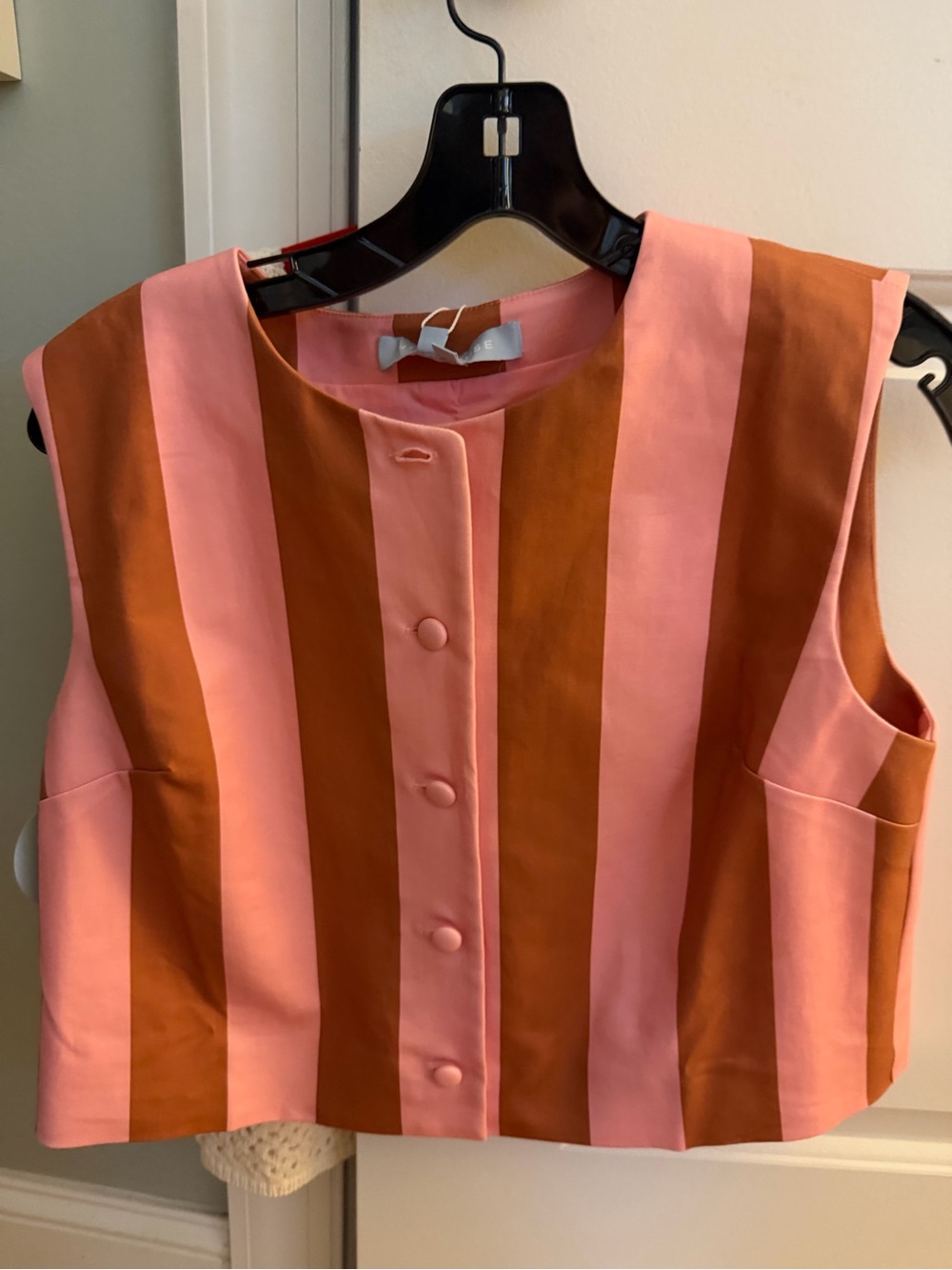 NWT Women's Sleeveless Striped Button-Front Top - Pink & Brown